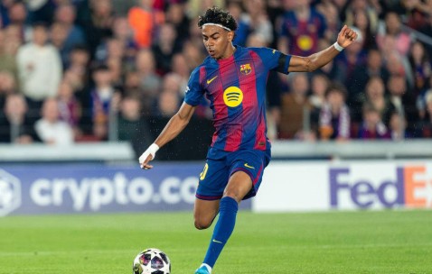 用逆转实现突破？西甲卫冕已成定局，欧冠仍存希望，巴萨必须全力以赴